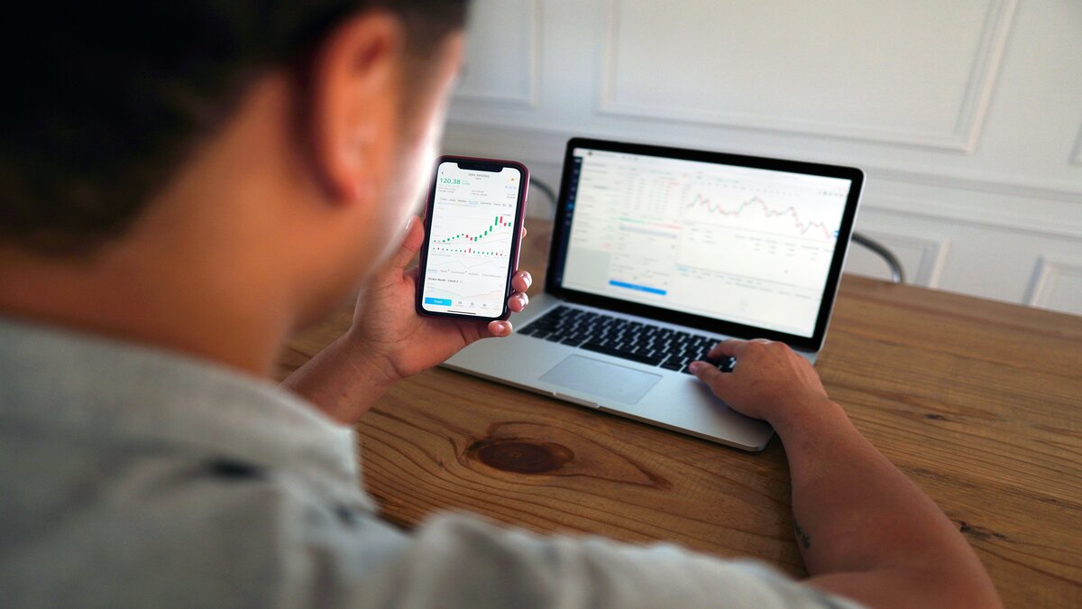 Australian Investment Statistics: Shares, ETFs and Crypto